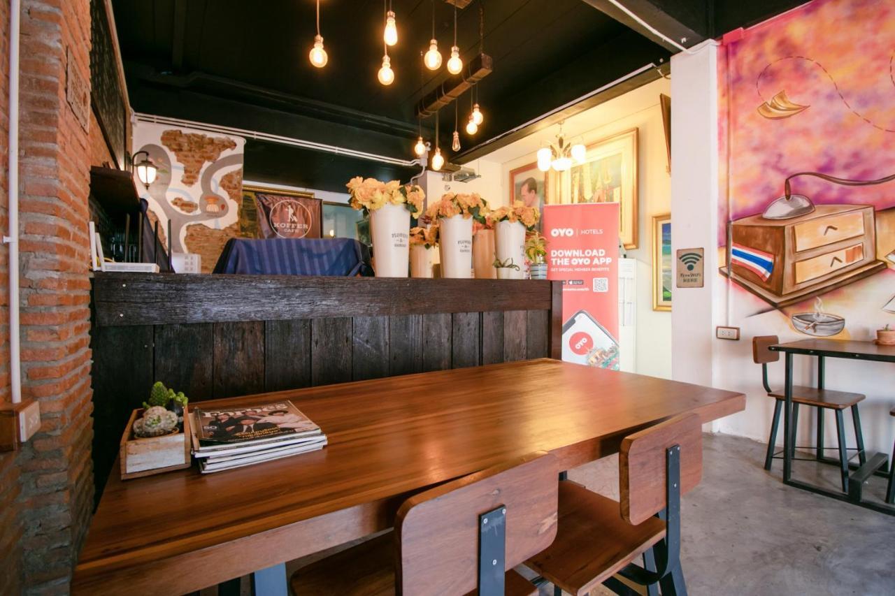 Oyo 568 Art Hotel Hua Lamphong Bangkok Exterior photo